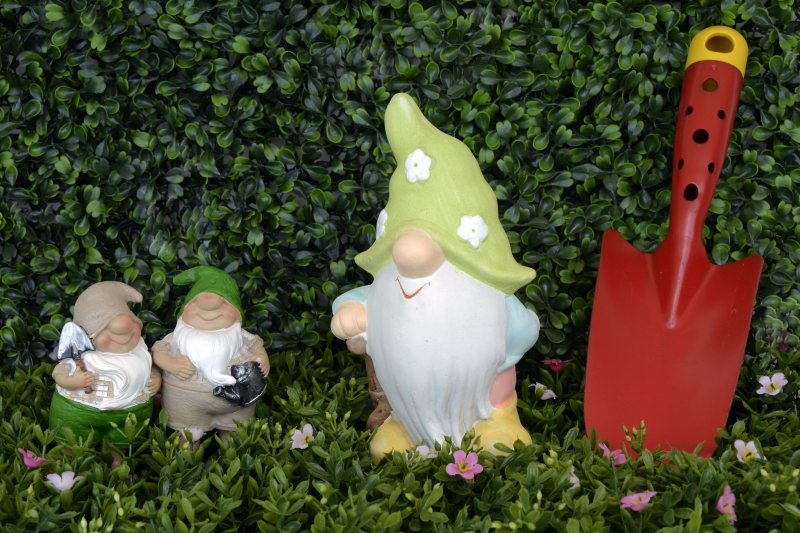 sasu-VILLENEUVE LOUBET-min_garden-gnome-1404358